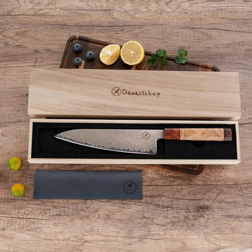 Dreifarbiges Kupfer-Damast Chefmesser Bergahorn und Padauk Wurzelholz Damastshop.de - Damastshop